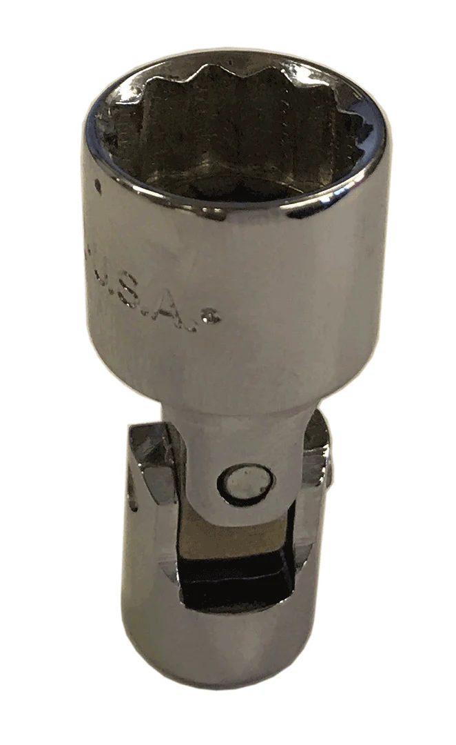 1/2" - 1/4" Dr. 12 Pt. Std. Universal Socket (2716WR)
