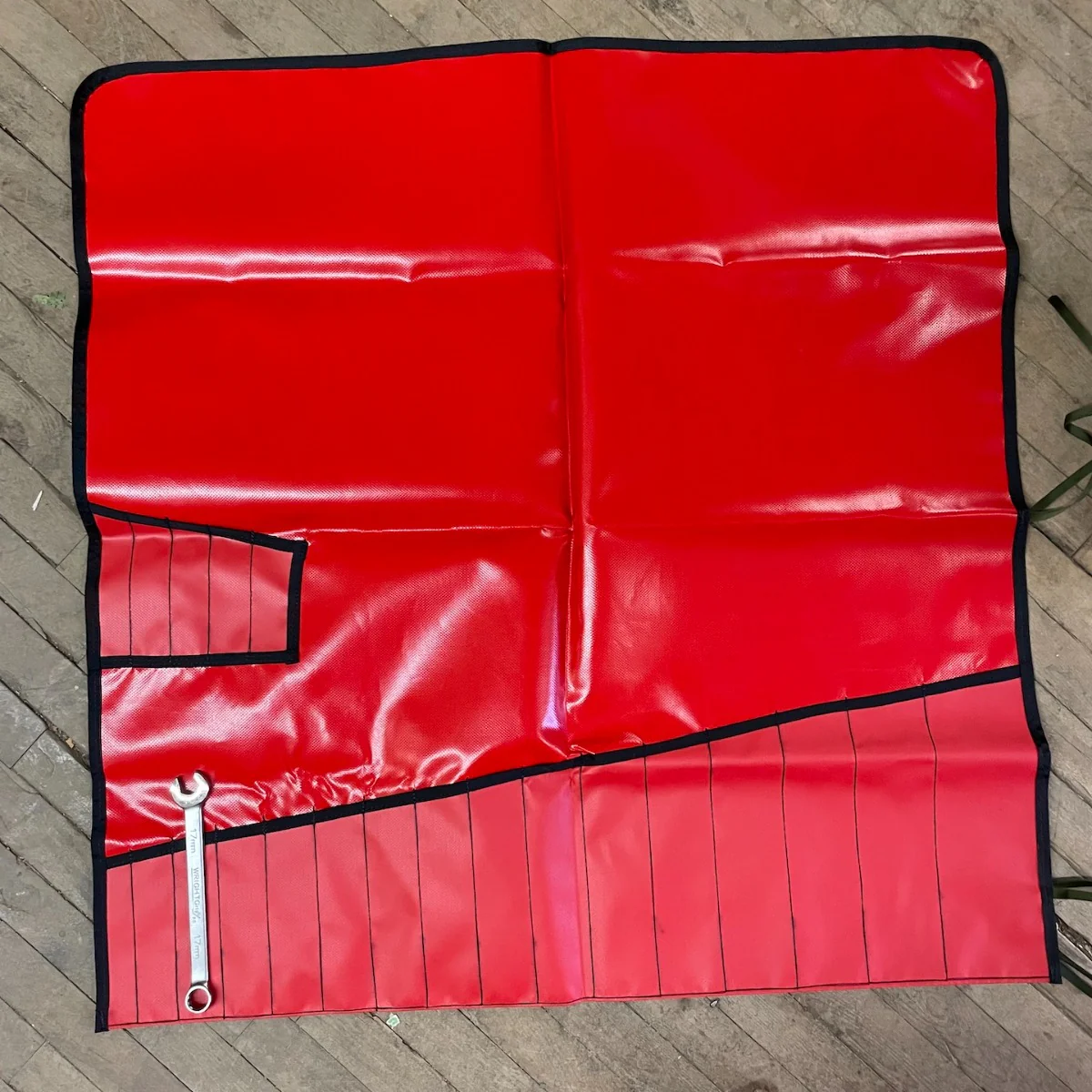 21 Piece Extra Large Red Wrench Roll (REDROLL) - Image 2
