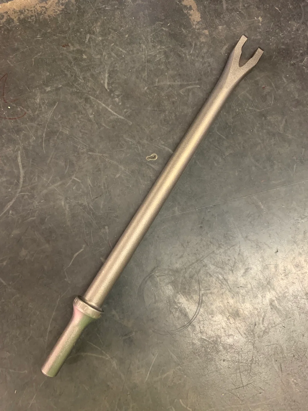 AJAX 10" 3/8" Nut Size .401 Turn Type Shank Nut Splitter Chisel (A1101)