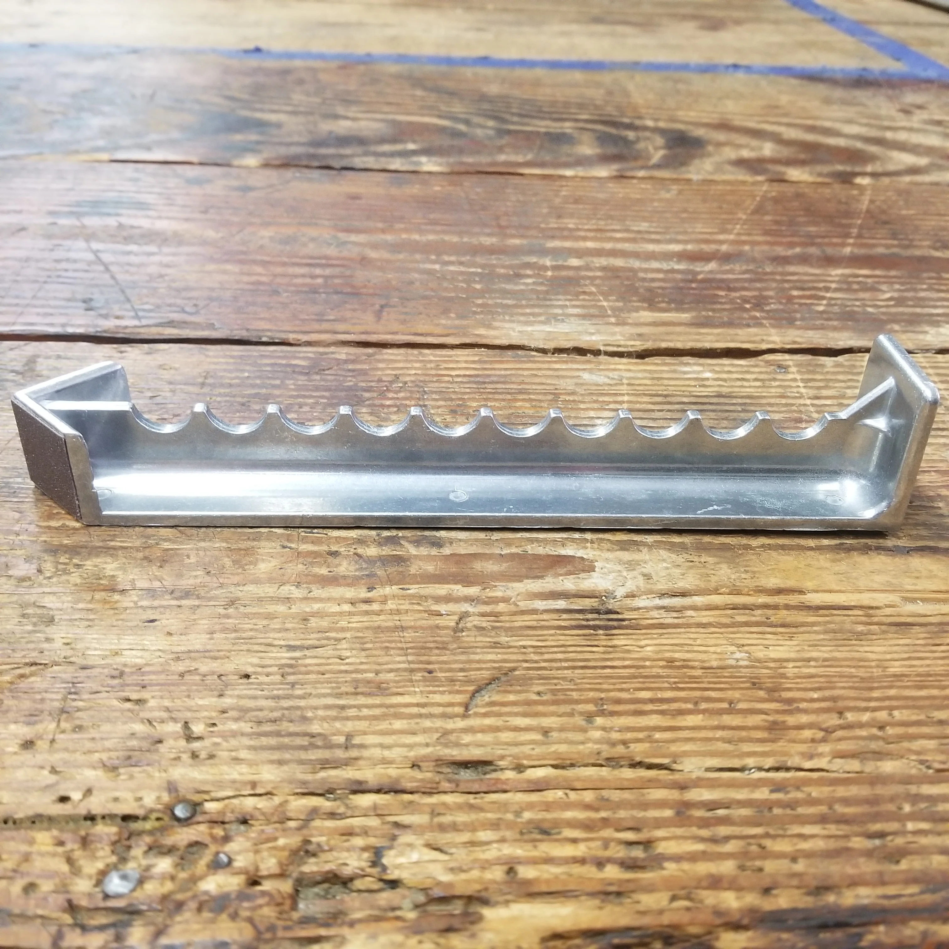 Dubuque Rack Accessory For UC-76 Cabinet Clamp (UCRACK) - Image 3