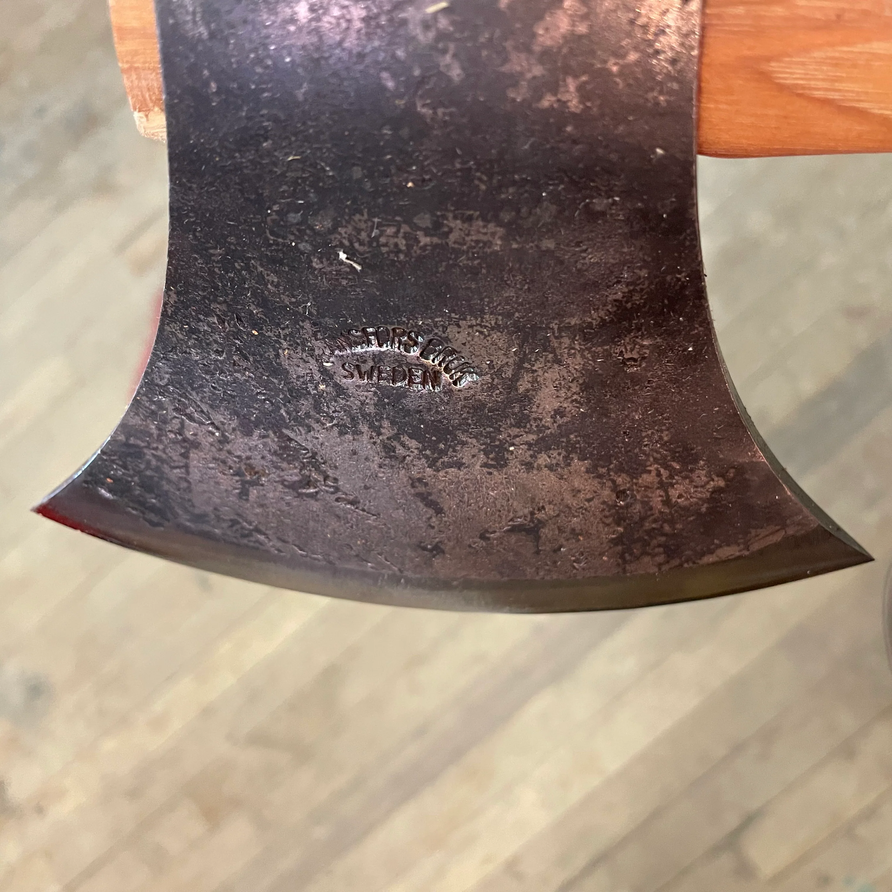 Gransfors Bruk Short Handled Double Bit Axe (490-1) - Image 4