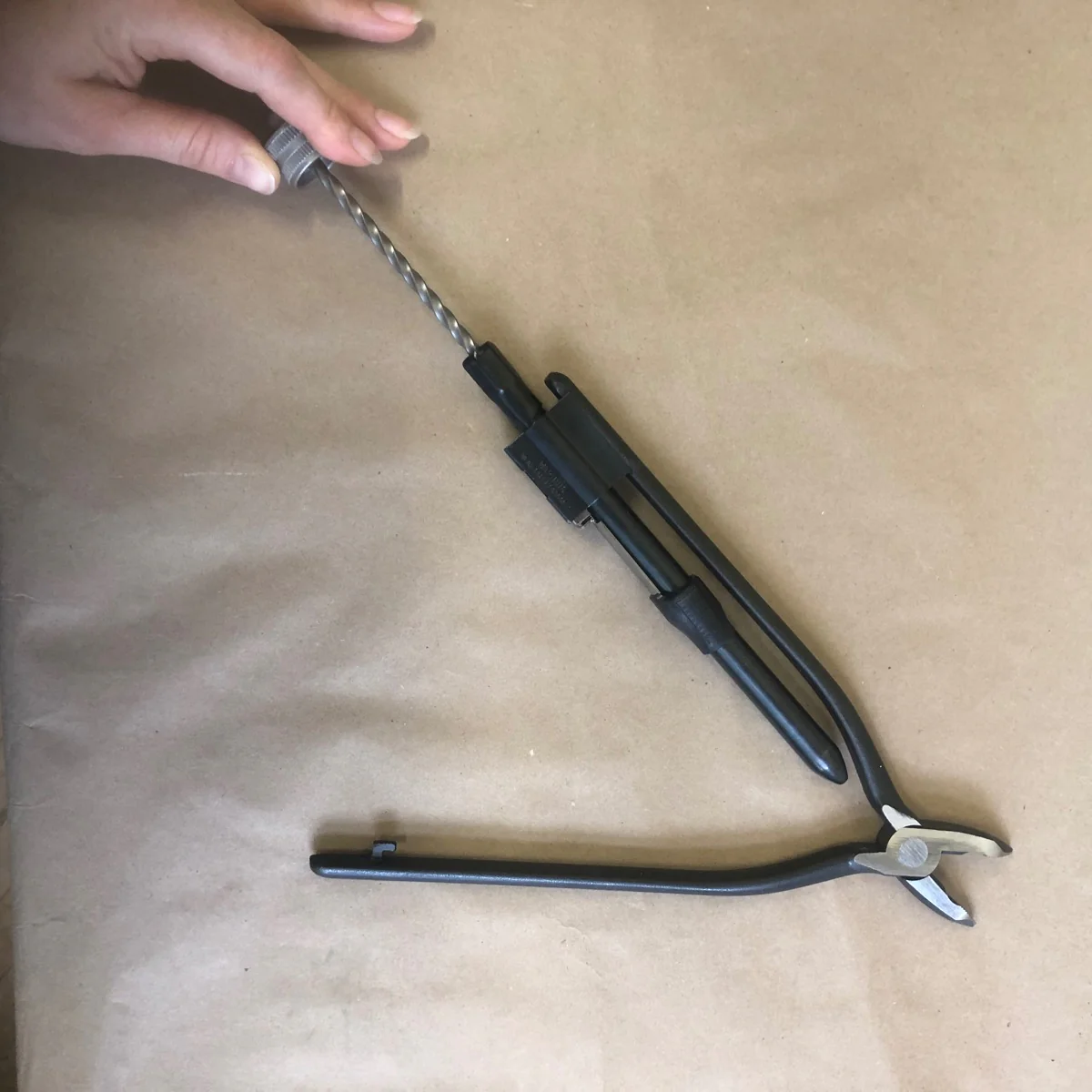 SK 12" Wire Twisting Pliers - Automatic Return (SK7749) - Image 5