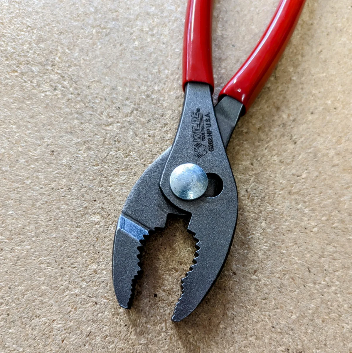 Wilde 6-1/2" Slip-Joint Pliers (G262.NP) - Image 3